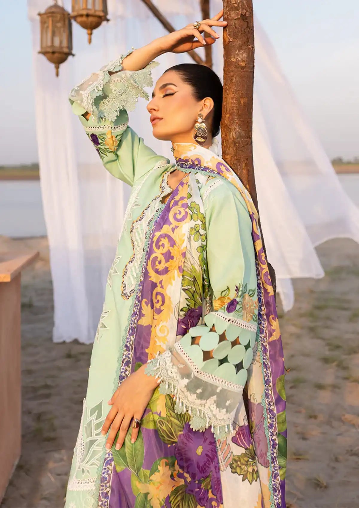 Parishay Janan Luxury Lawn'24 JL-04 - Mohsin Saeed Fabrics