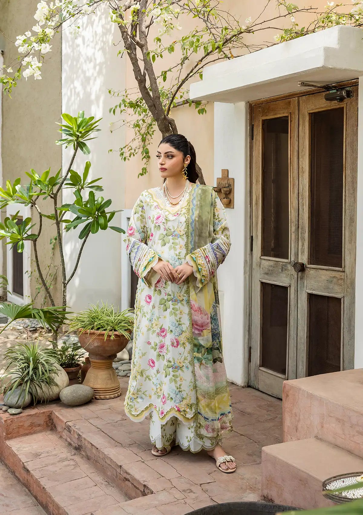 mohsin-saeed-fabrics-designer-daily-wear-formal-and-wedding-suits-within-budget-This-product-is-from-elaf-prints-lawn25-ecd-05a-gladiolus-grace-is-available-on-Mohsin-saeed-fabrics-website.