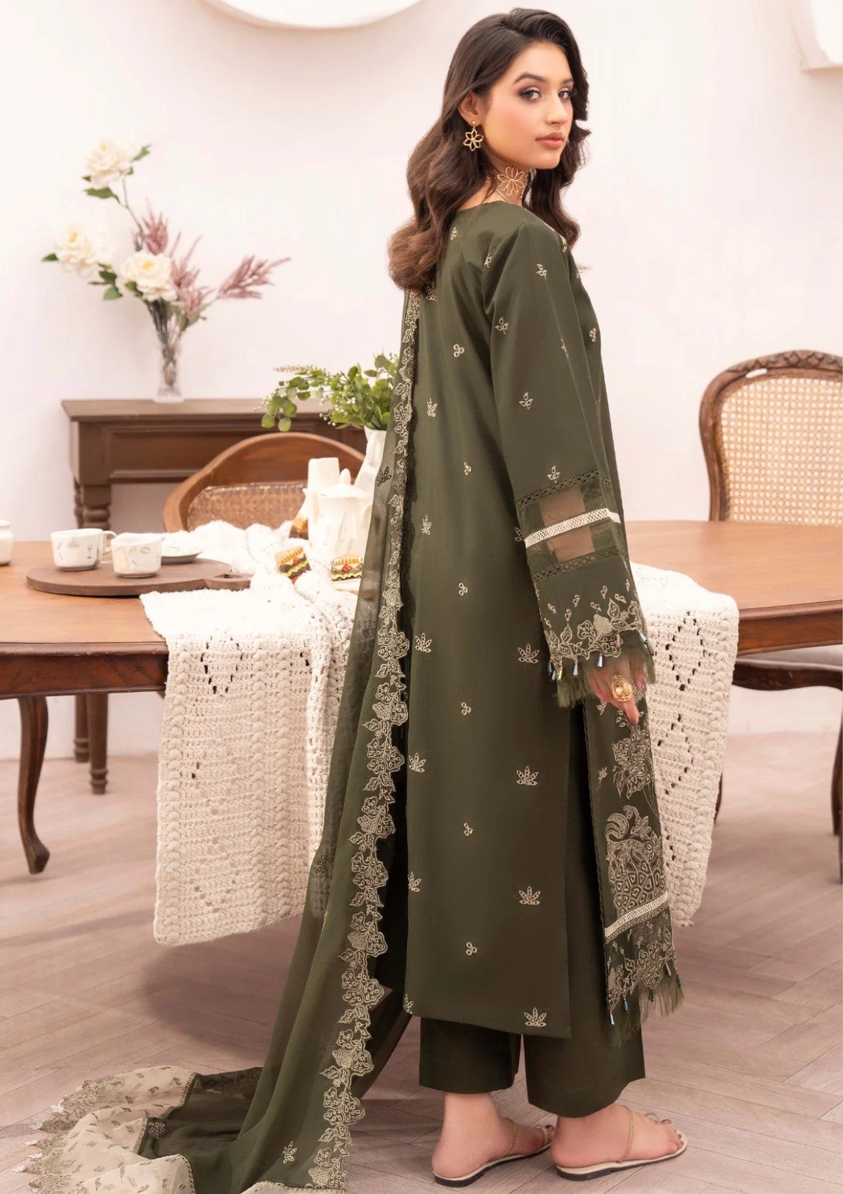 Nayab by Humdum'26 D-08