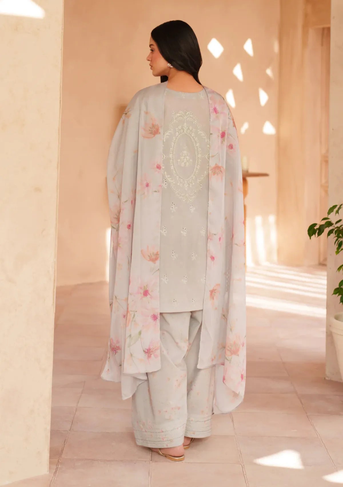 Iznik Eid Emb Lawn'26 EL-12