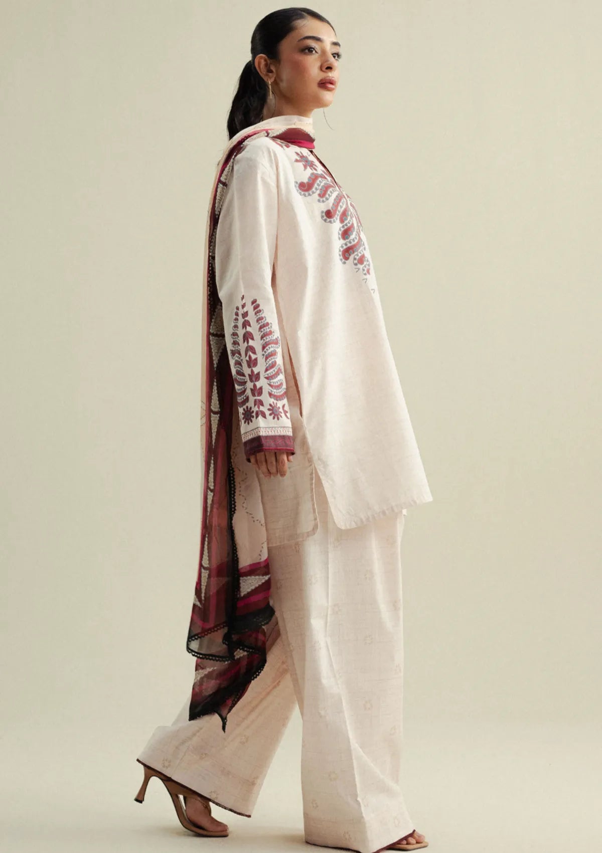 mohsin-saeed-fabrics-luxury-fashion-collection-daily-wear-wedding-and-formal-in-budget-This-product-is-from-coco-by-zara-shahjahan-drop-4-prints25-lilt-7b-is-available-on-Mohsin-saeed-fabrics-website.