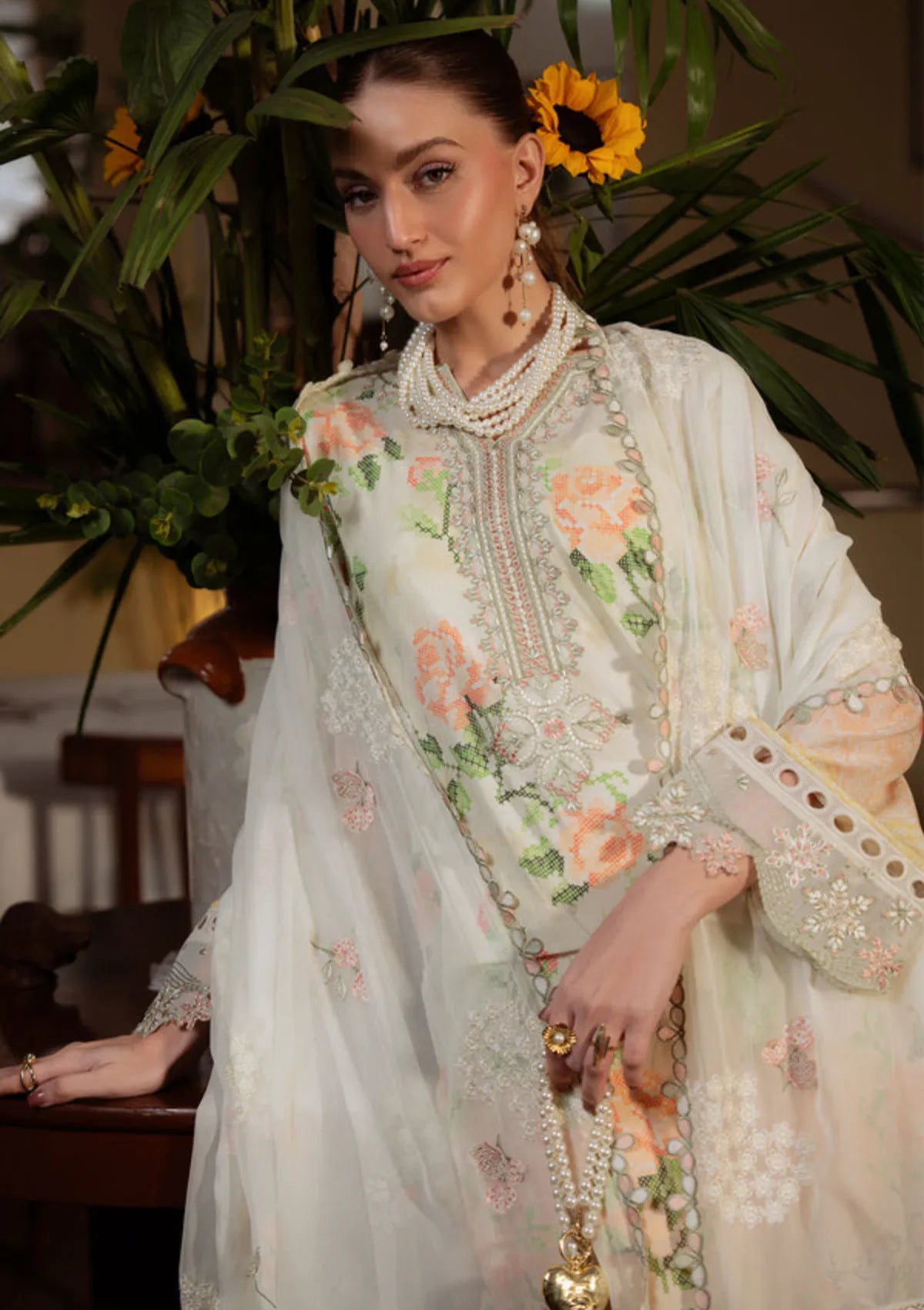 Nureh Maya Swiss'26 NS-163