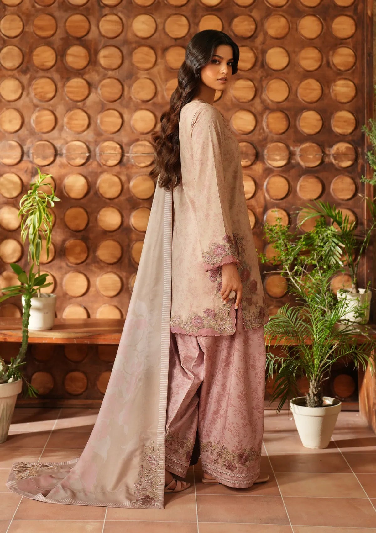 Iznik Pre-Fall'25 IPF-09