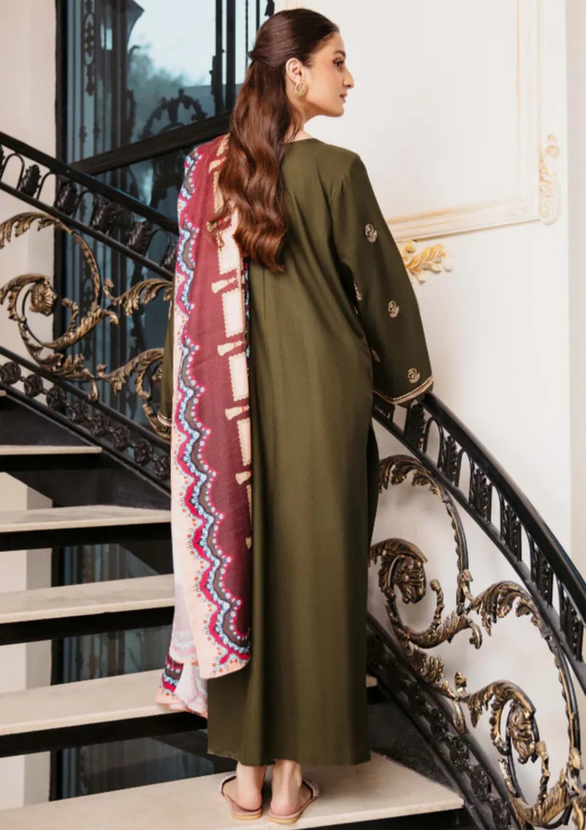 mohsin-saeed-fabrics-luxury-fashion-collection-daily-wear-wedding-and-formal-in-budget-This-product-is-from-humdum-serene25-d-08-is-available-on-Mohsin-saeed-fabrics-website.