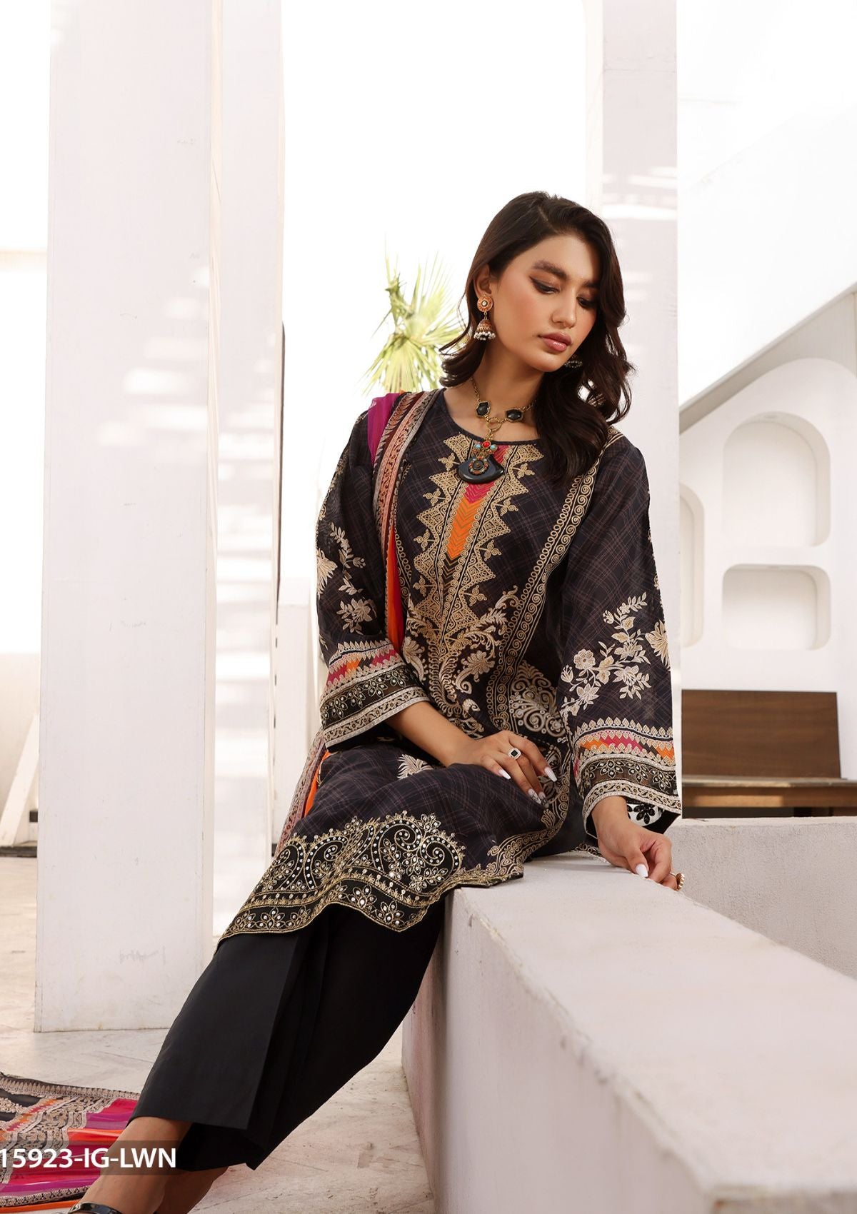 ShaPosh Casual Pret (15923-IG-LWN ) - Mohsin Saeed Fabrics
