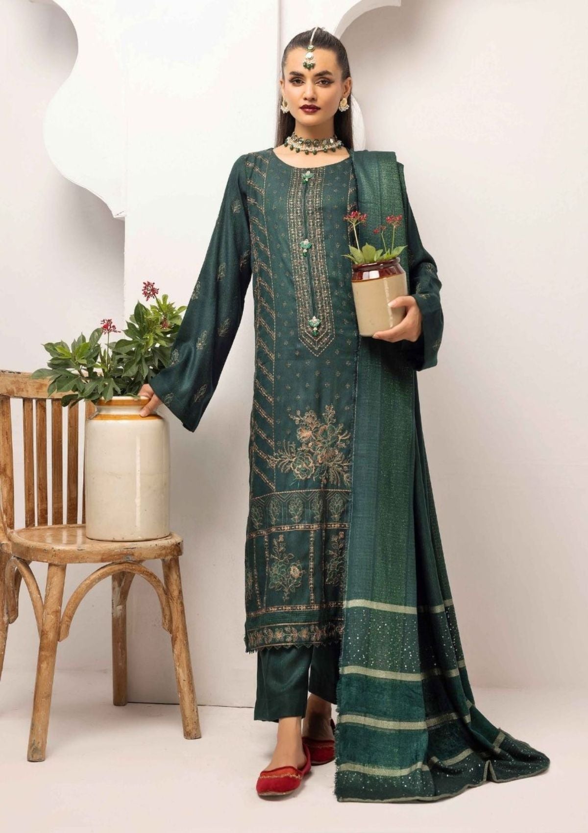 Uraan By Khoobsurat Peach Leather'25 UE-209