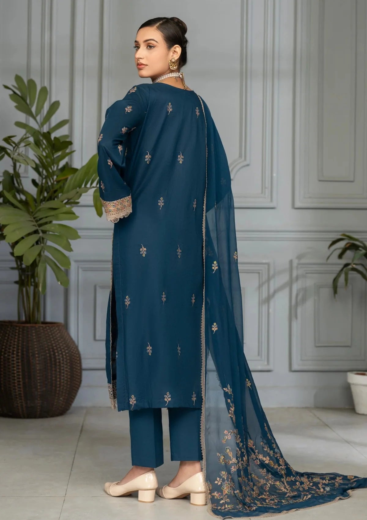 mohsin-saeed-fabrics-luxury-fashion-collection-daily-wear-wedding-and-formal-in-budget-This-product-is-from-azam-arts-saffron-premium-lawn25-d-1705-is-available-on-Mohsin-saeed-fabrics-website.