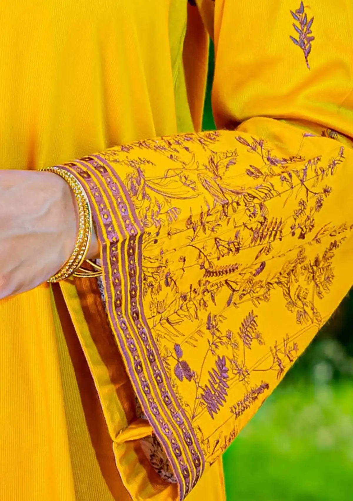 Narmin By Narkins'22 Vol-01 D-104 - Mohsin Saeed Fabrics