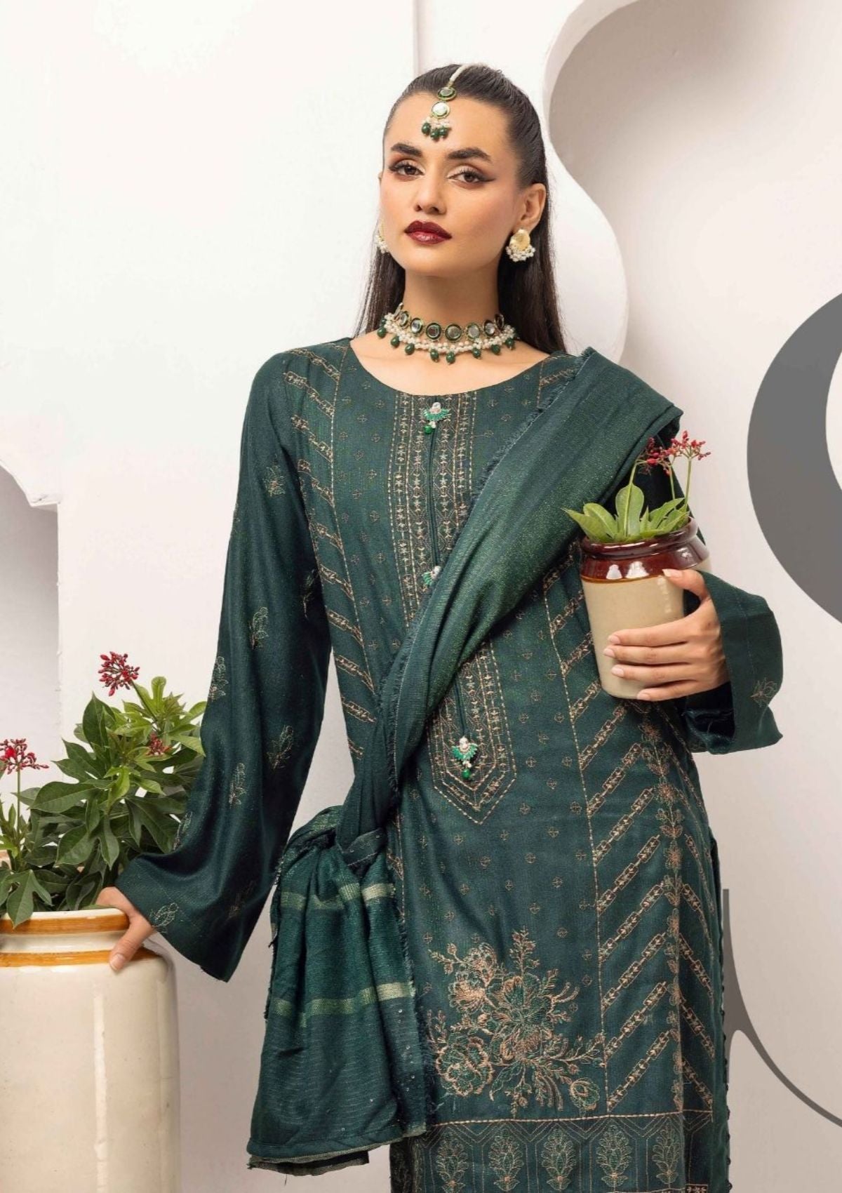 Uraan By Khoobsurat Peach Leather'25 UE-209