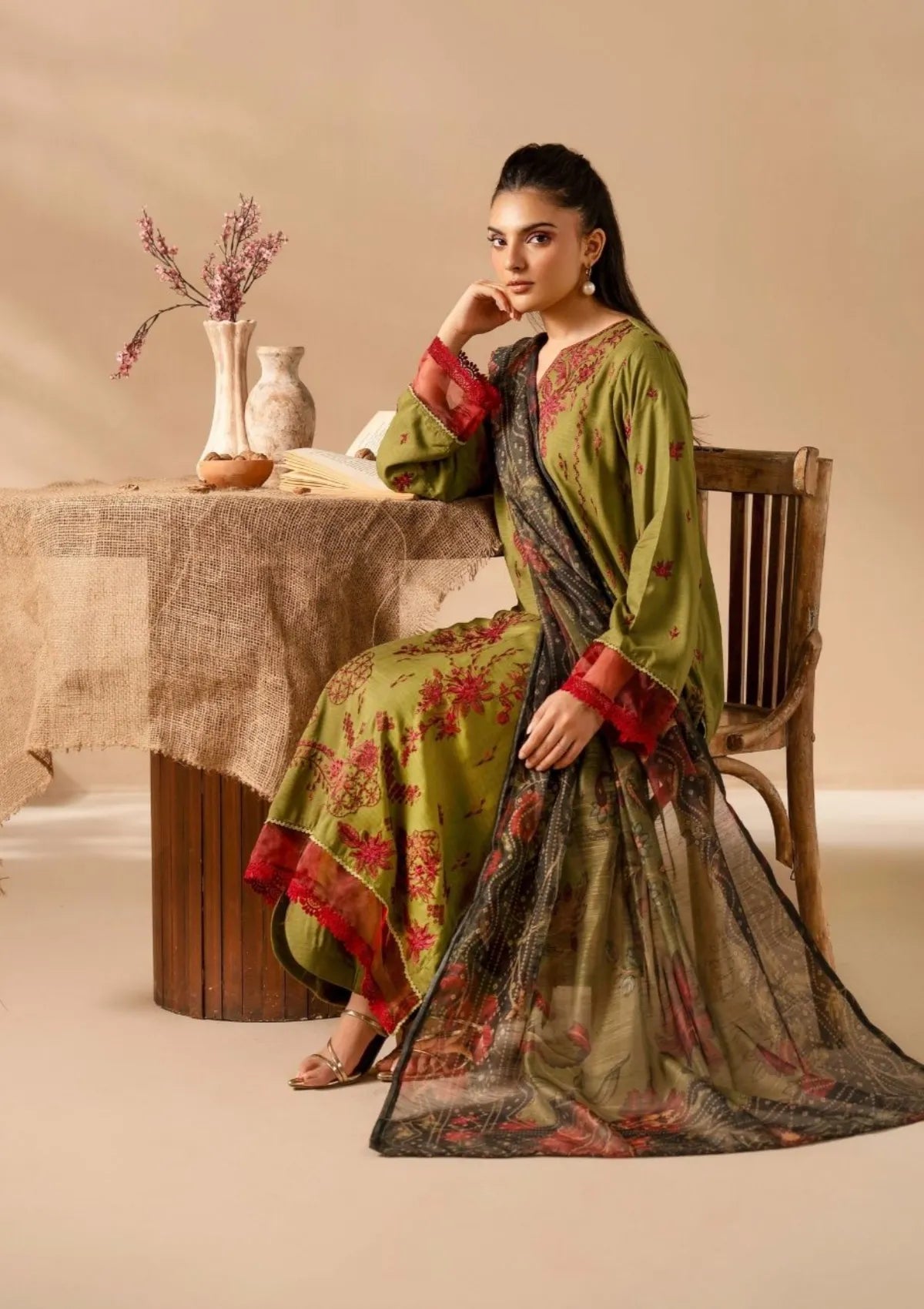 Khoobsurat Emb Slub Linen'25 EK-309