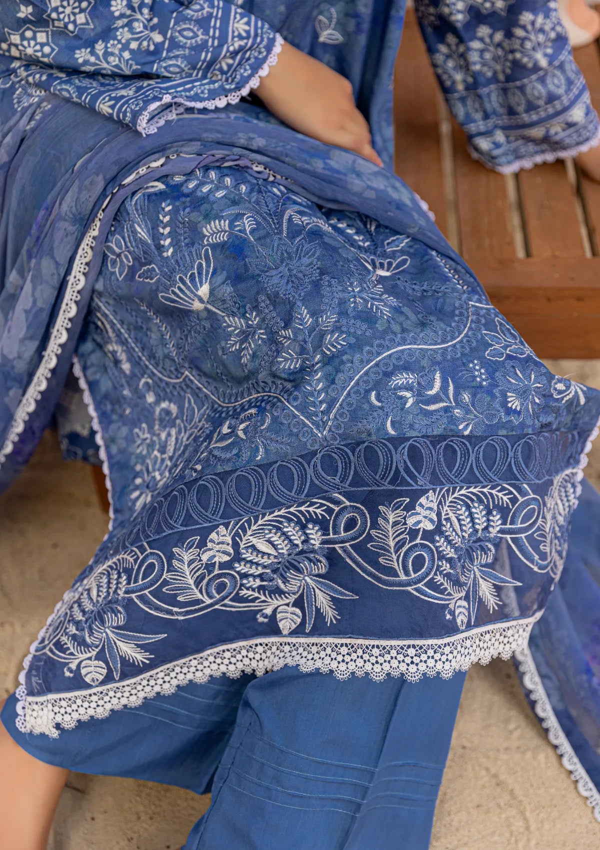 Azam Arts Rangoon Vol-1 Viscose'25 D-1923