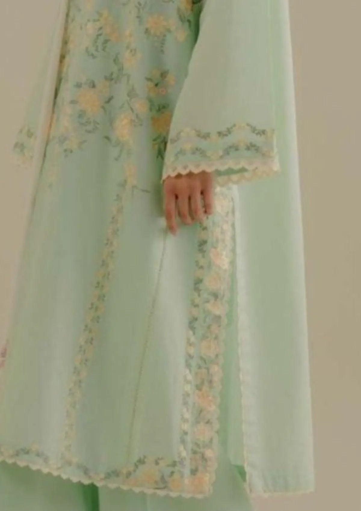 mohsin-saeed-fabrics-affordable-luxury-outfits-for-daily-formal-and-wedding-wear-This-product-is-from-coco-by-zara-shahjahan-lawn-drop-225-d-7a-velin-is-available-on-Mohsin-saeed-fabrics-website.