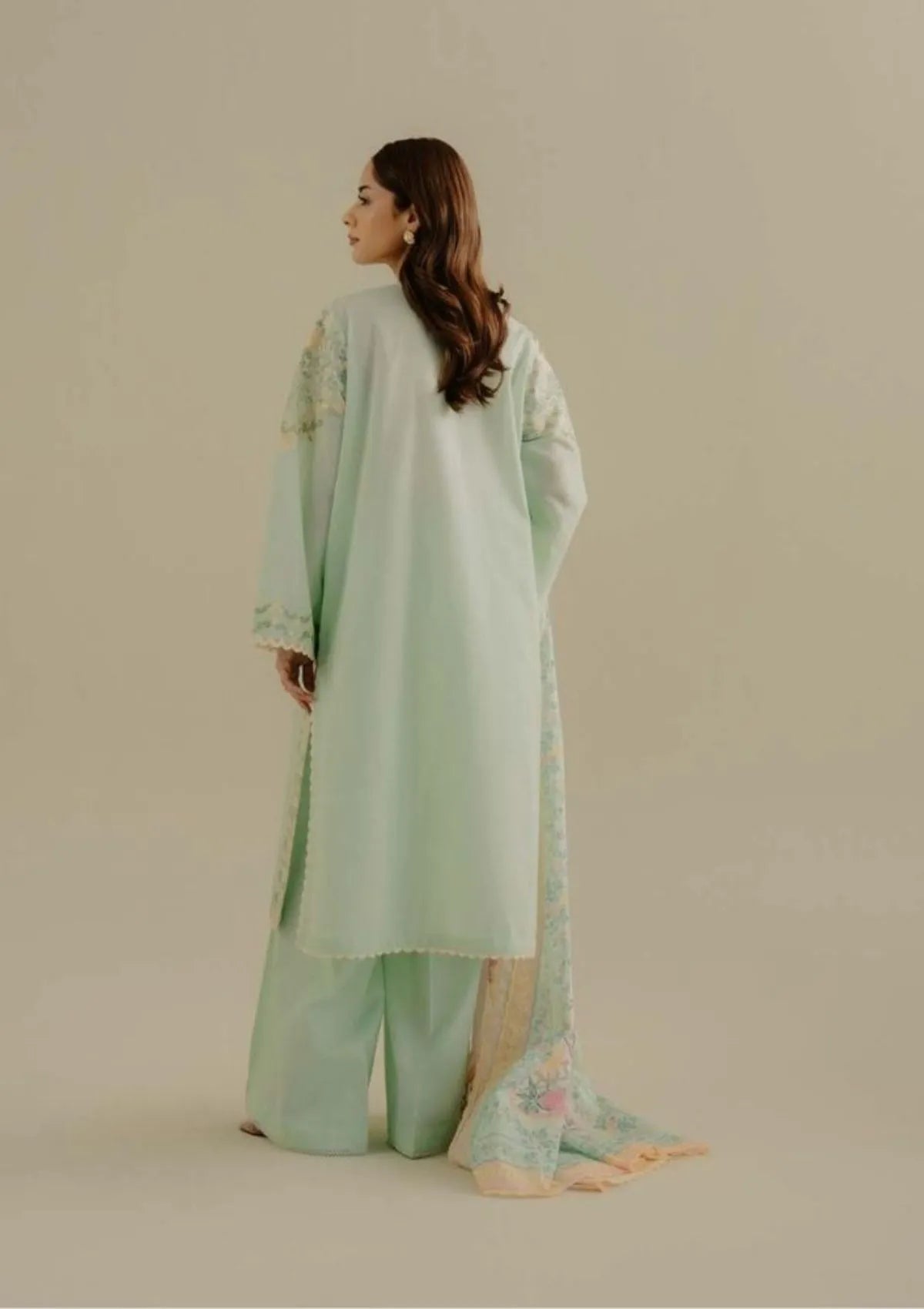mohsin-saeed-fabrics-affordable-luxury-outfits-for-daily-formal-and-wedding-wear-This-product-is-from-coco-by-zara-shahjahan-lawn-drop-225-d-7a-velin-is-available-on-Mohsin-saeed-fabrics-website.