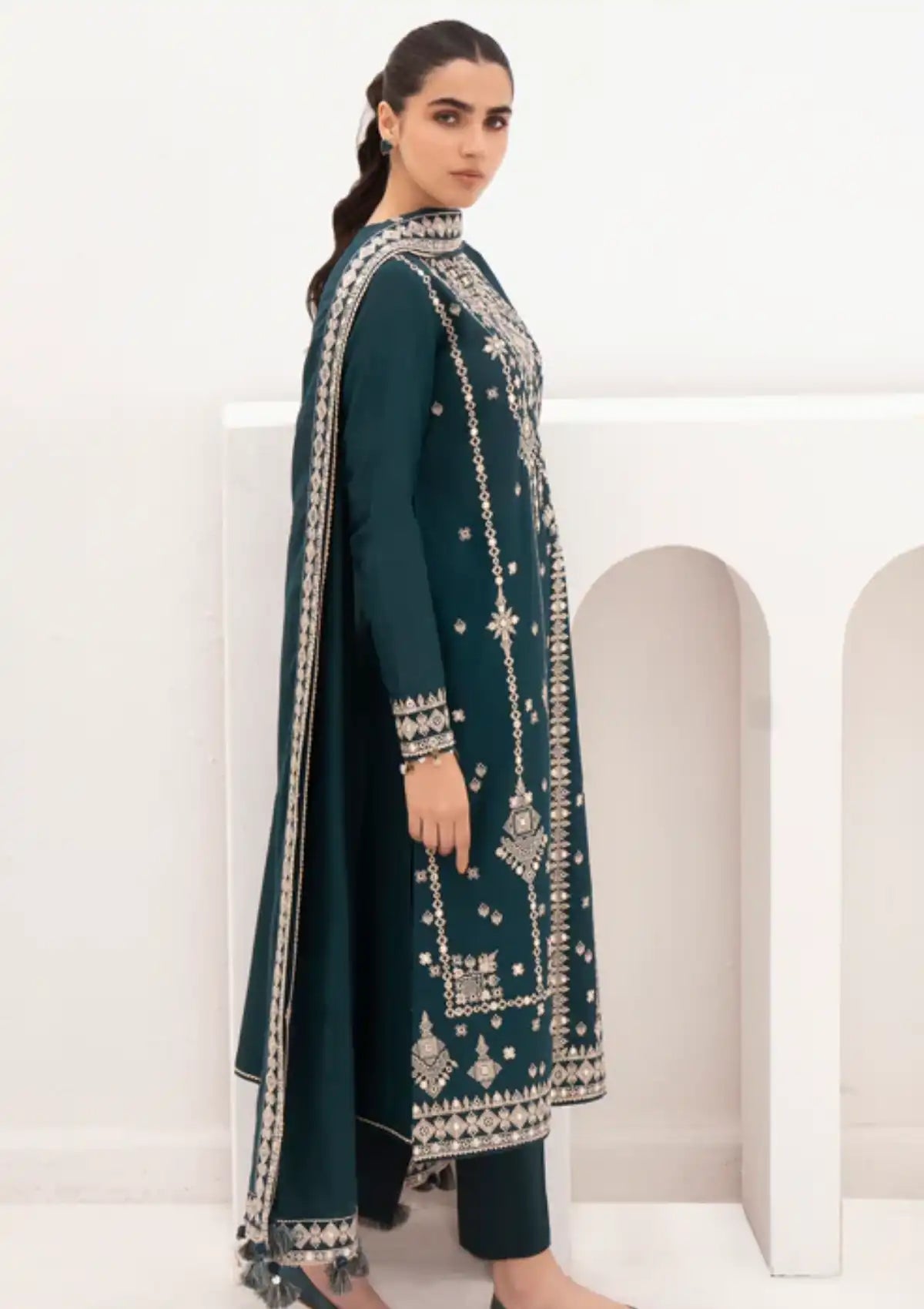 Delia By Jazmin'24 D-04 - Mohsin Saeed Fabrics