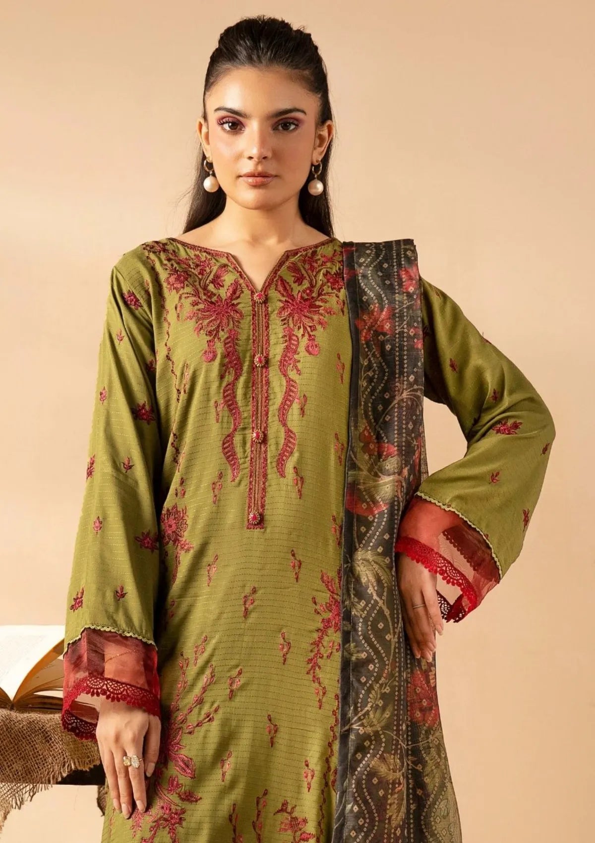 Khoobsurat Emb Slub Linen'25 EK-309