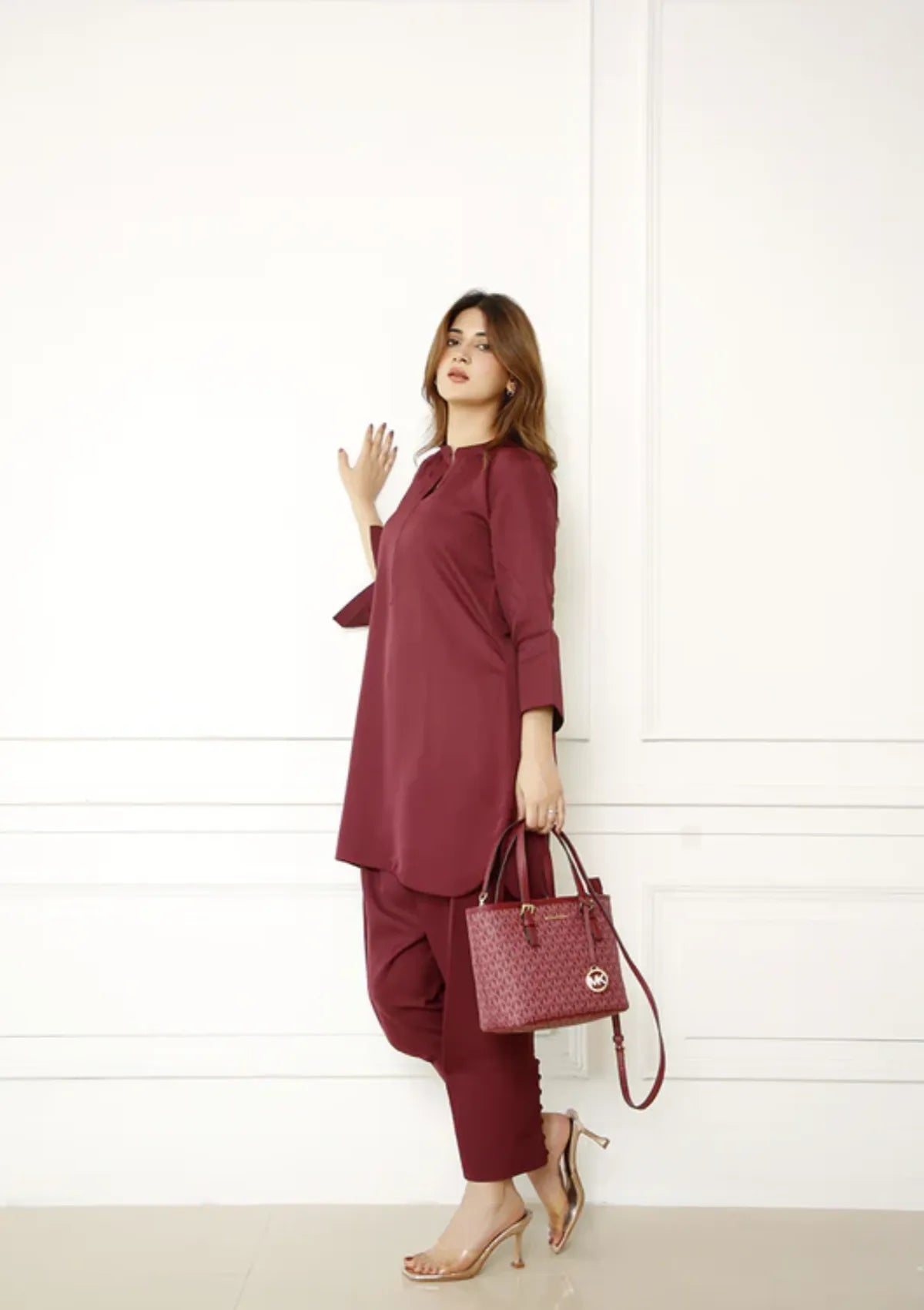 mohsin-saeed-fabrics-luxury-fashion-collection-daily-wear-wedding-and-formal-in-budget-This-product-is-from-sidra-fahad-summer-elora-325-sf-192-is-available-on-Mohsin-saeed-fabrics-website.