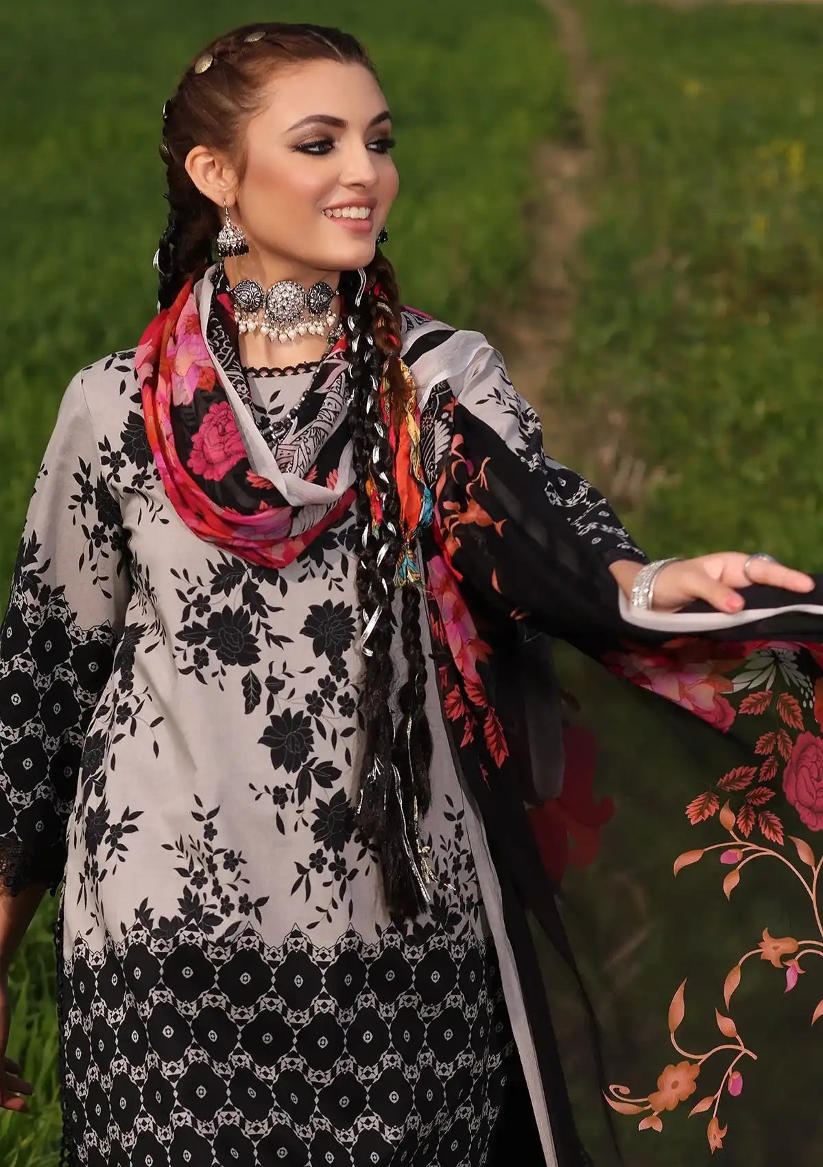 Charizma Signature Prints Lawn'24 SP4-05 - Mohsin Saeed Fabrics
