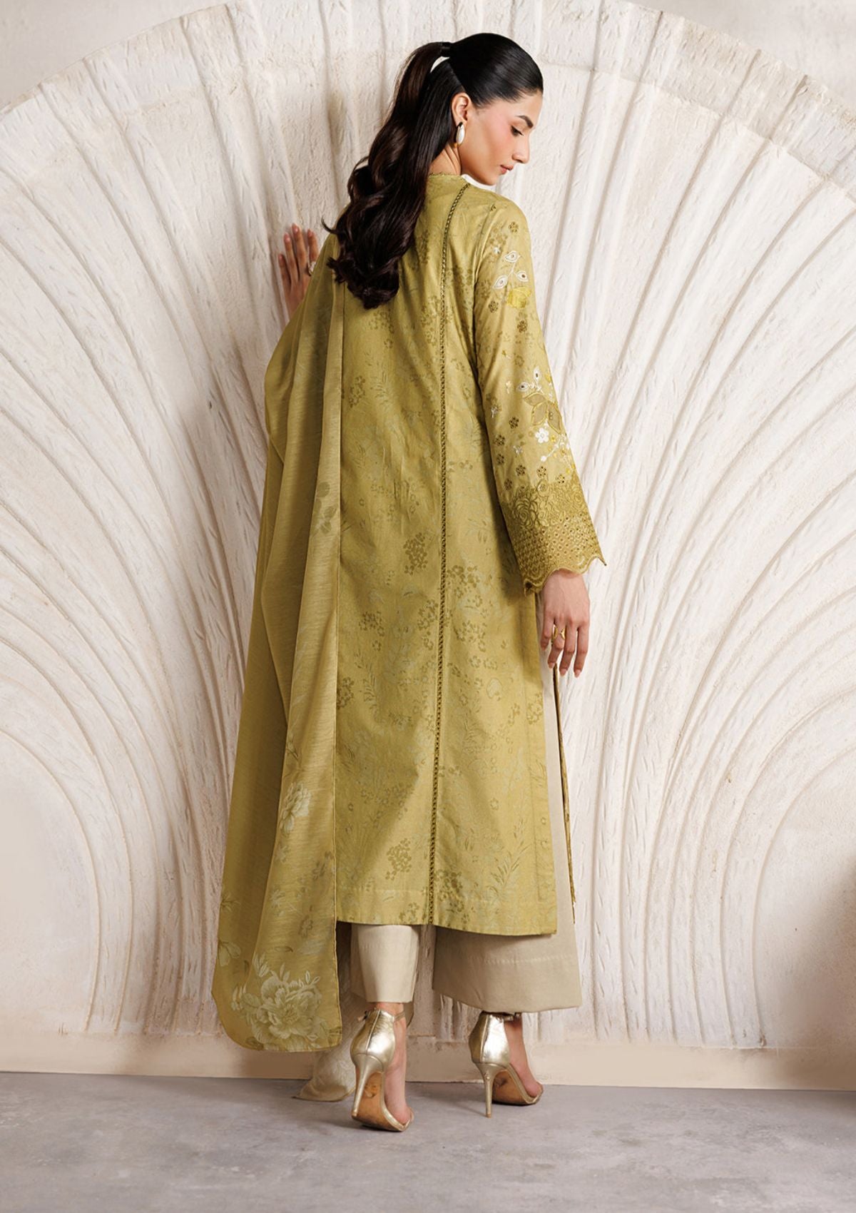 Iznik Festive Lawn'26 IBE-09