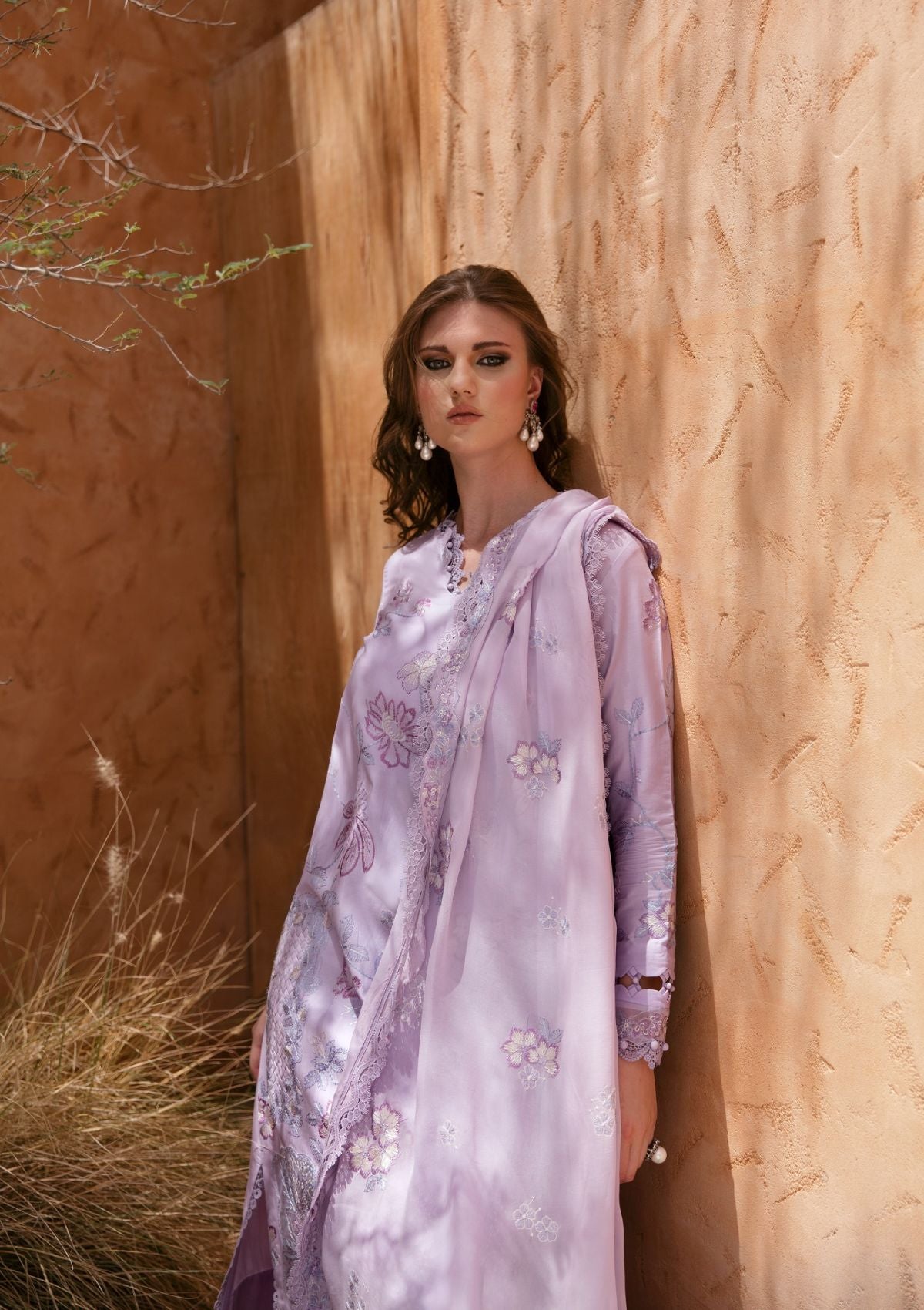 Republic Womenswear Rezene'23 Vol-II D-06A - Mohsin Saeed Fabrics
