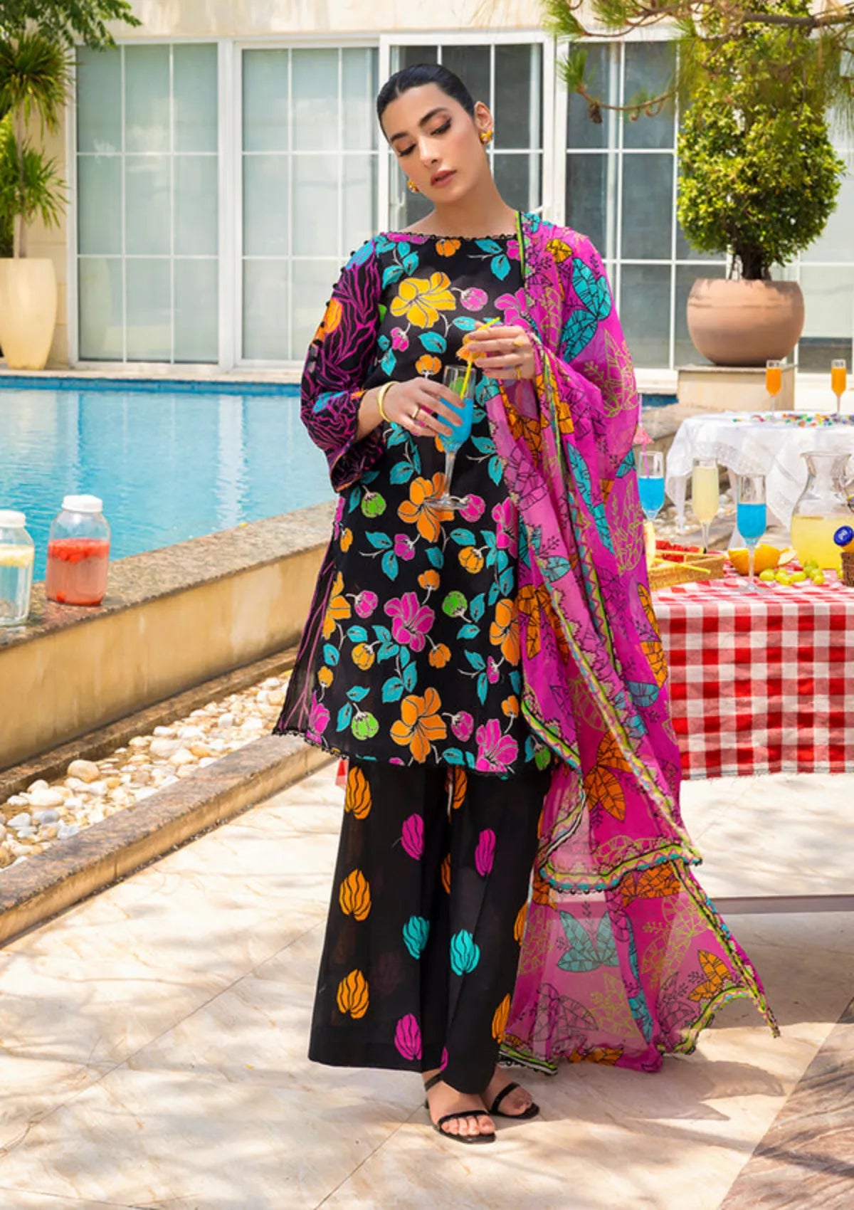 mohsin-saeed-fabrics-luxury-fashion-collection-daily-wear-wedding-and-formal-in-budget-This-product-is-from-naqsh-cocktail-luxury-prints-lawn25-d-0093-midnight-moss-is-available-on-Mohsin-saeed-fabrics-website.