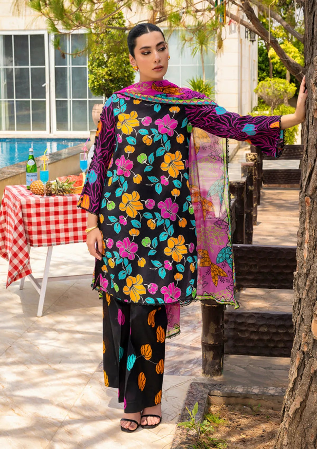 mohsin-saeed-fabrics-luxury-fashion-collection-daily-wear-wedding-and-formal-in-budget-This-product-is-from-naqsh-cocktail-luxury-prints-lawn25-d-0093-midnight-moss-is-available-on-Mohsin-saeed-fabrics-website.