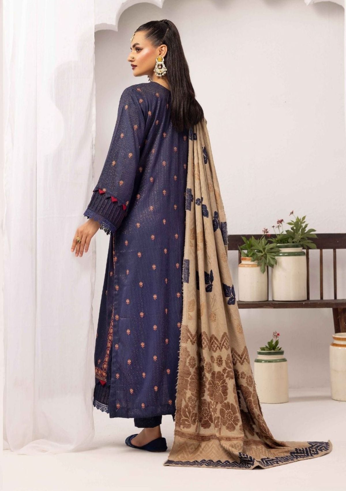 Uraan By Khoobsurat Peach Leather'25 UE-210