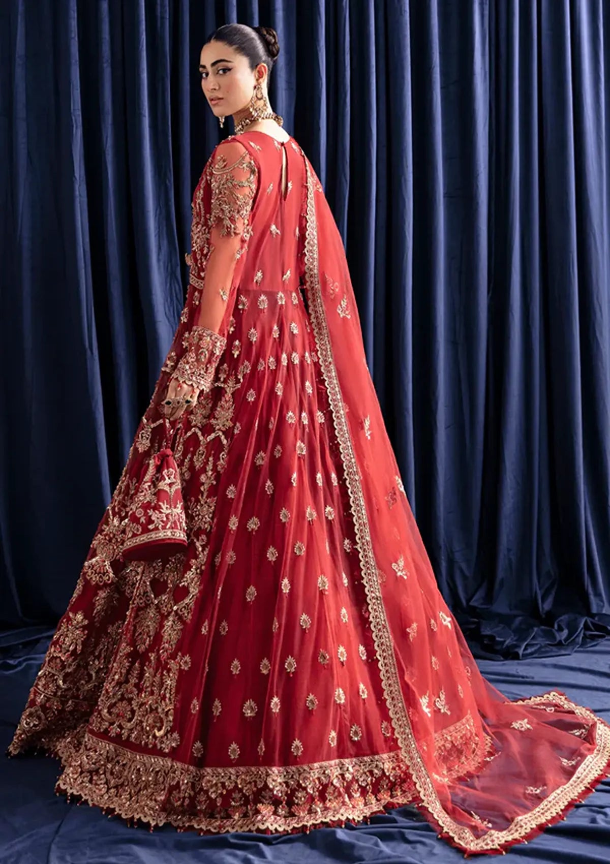 mohsin-saeed-fabrics-is-selling-online-and-in stores-Luxury-daily-wear-wedding-wear-formal-wear-in-budgeted-price-This-product-is-from-fabiha-fatima-zebaish-festive25-d-08-leela-is-available-on-Mohsin-saeed-fabrics-website.