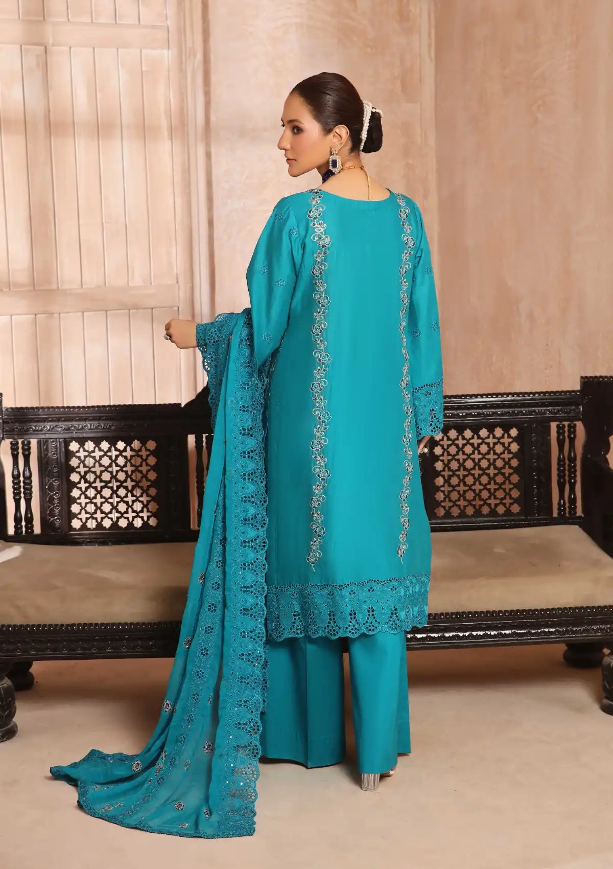 Lajwanti By Wania'24 Vol-03 WL-366 - Mohsin Saeed Fabrics