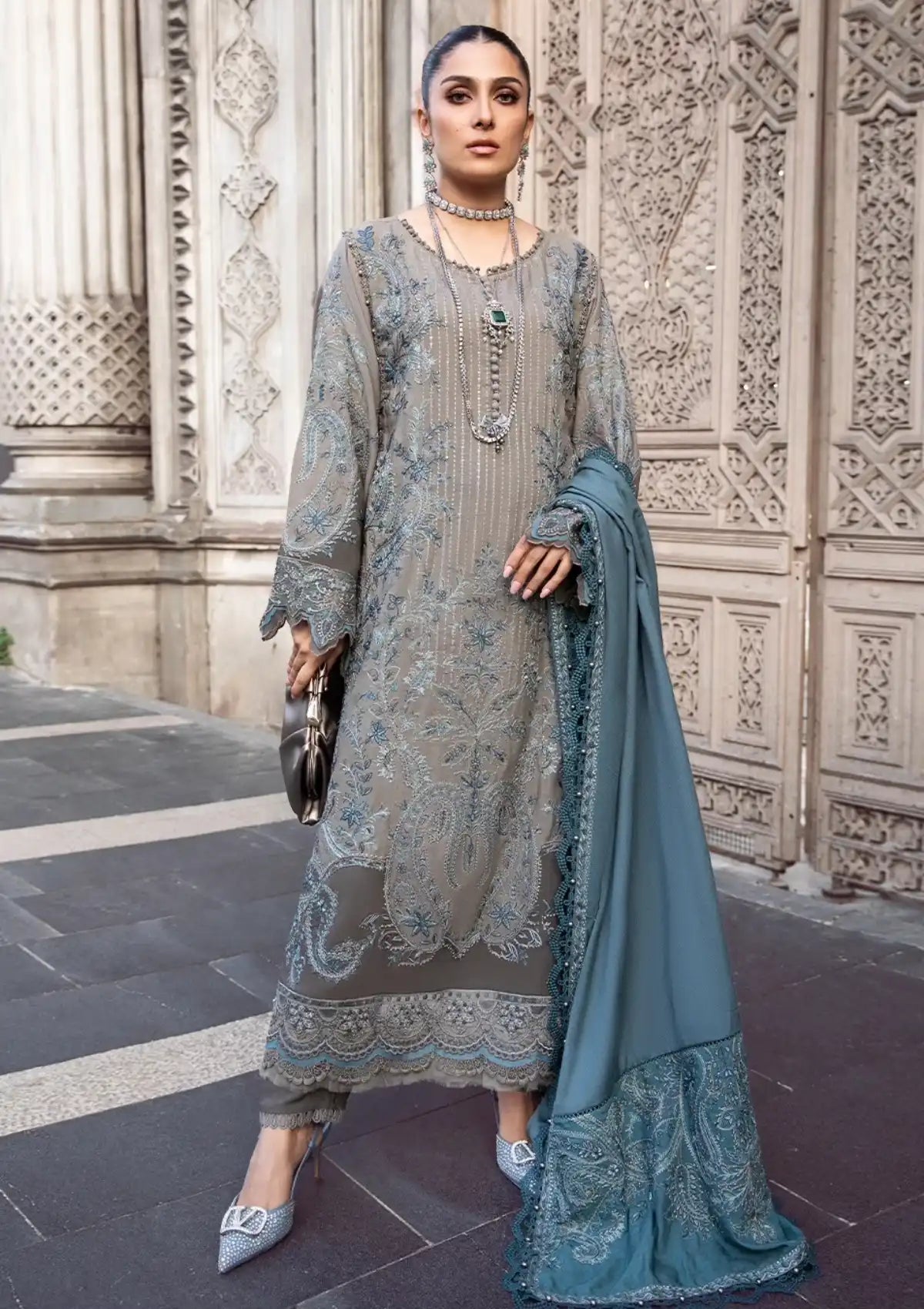 Maria.B Linen Winter'23 D-1104 - Mohsin Saeed Fabrics