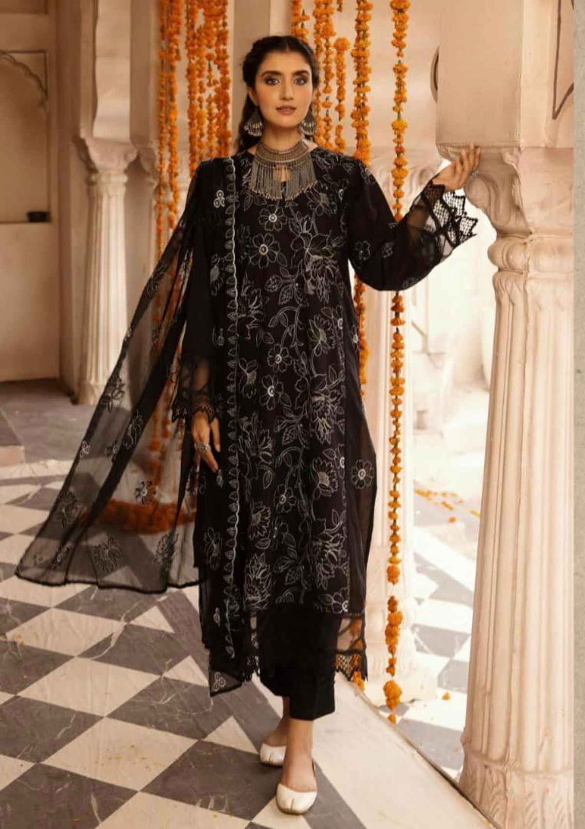 Khoobsurat Mehak Emb Karandi'23 M-13 - Mohsin Saeed Fabrics