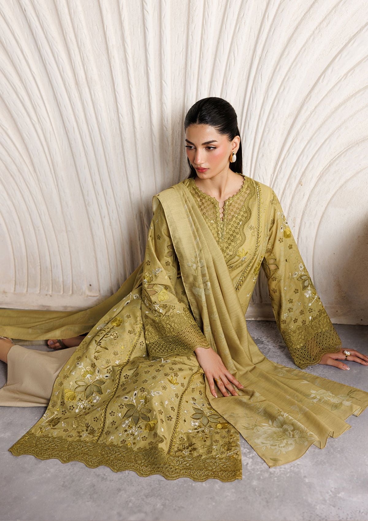 Iznik Festive Lawn'26 IBE-09
