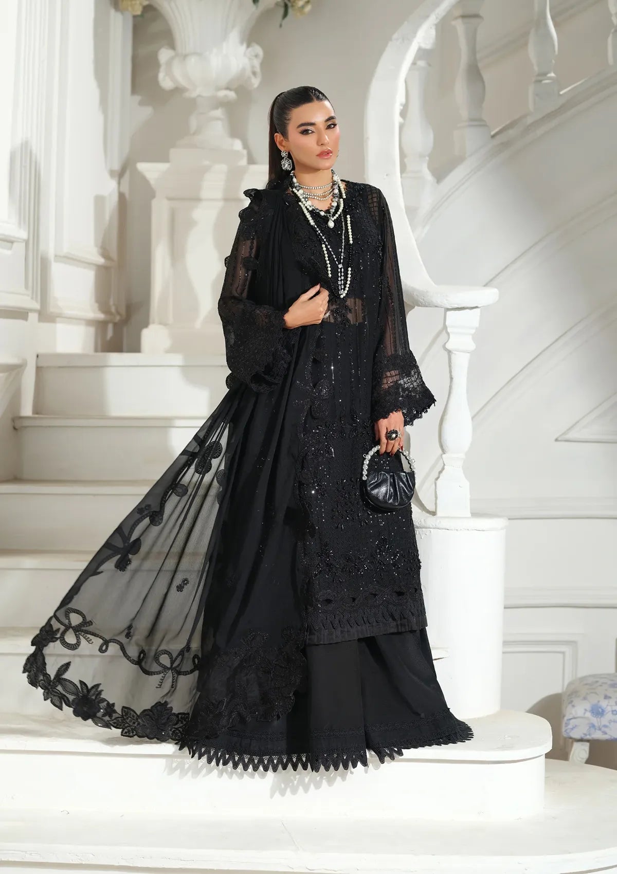 Maryam Hussain Meer Luxury Chiffon'26 D-01 Andaz