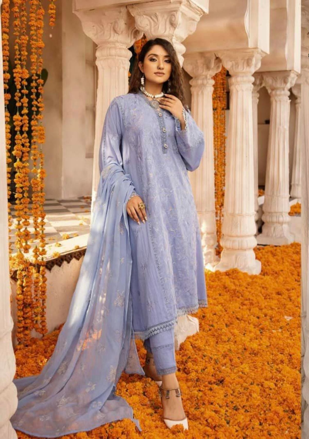 Khoobsurat Mehak Emb Karandi'23 M-09 - Mohsin Saeed Fabrics