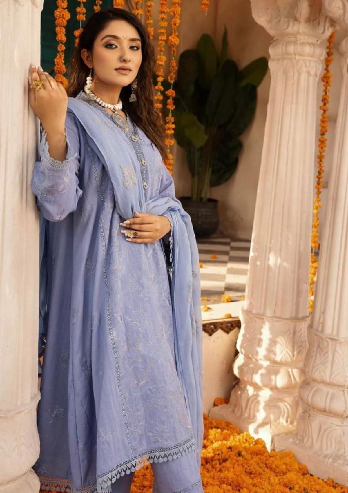 Khoobsurat Mehak Emb Karandi'23 M-09 - Mohsin Saeed Fabrics