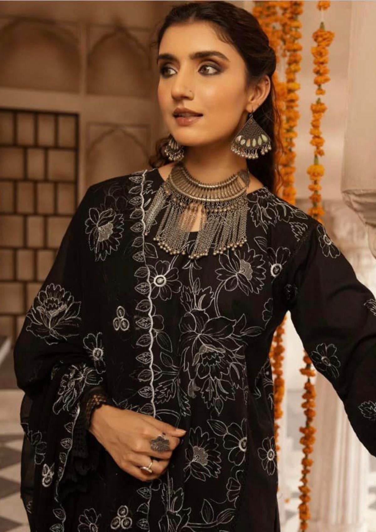 Khoobsurat Mehak Emb Karandi'23 M-13 - Mohsin Saeed Fabrics