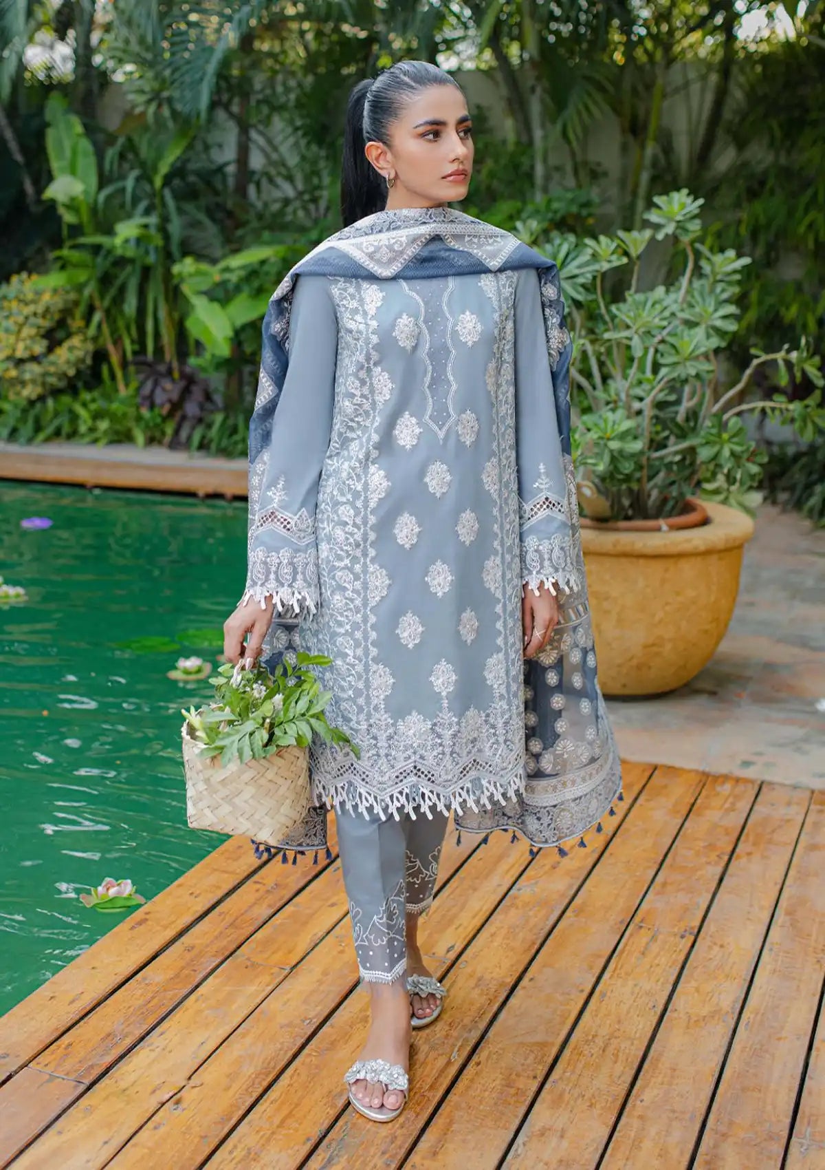 Qalamkar Qline Linen Collection'23 WL-02 (AVELINE) - Mohsin Saeed Fabrics