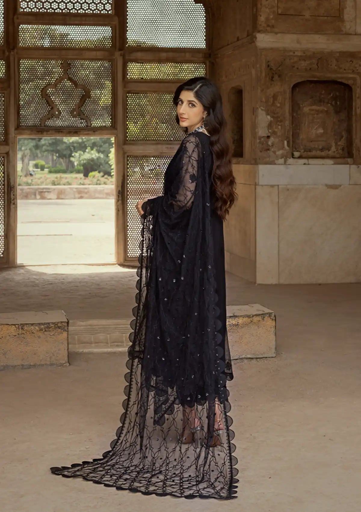 Zainab Chottani Tahra Luxury Festive'23 D-02 Marjan - Mohsin Saeed Fabrics