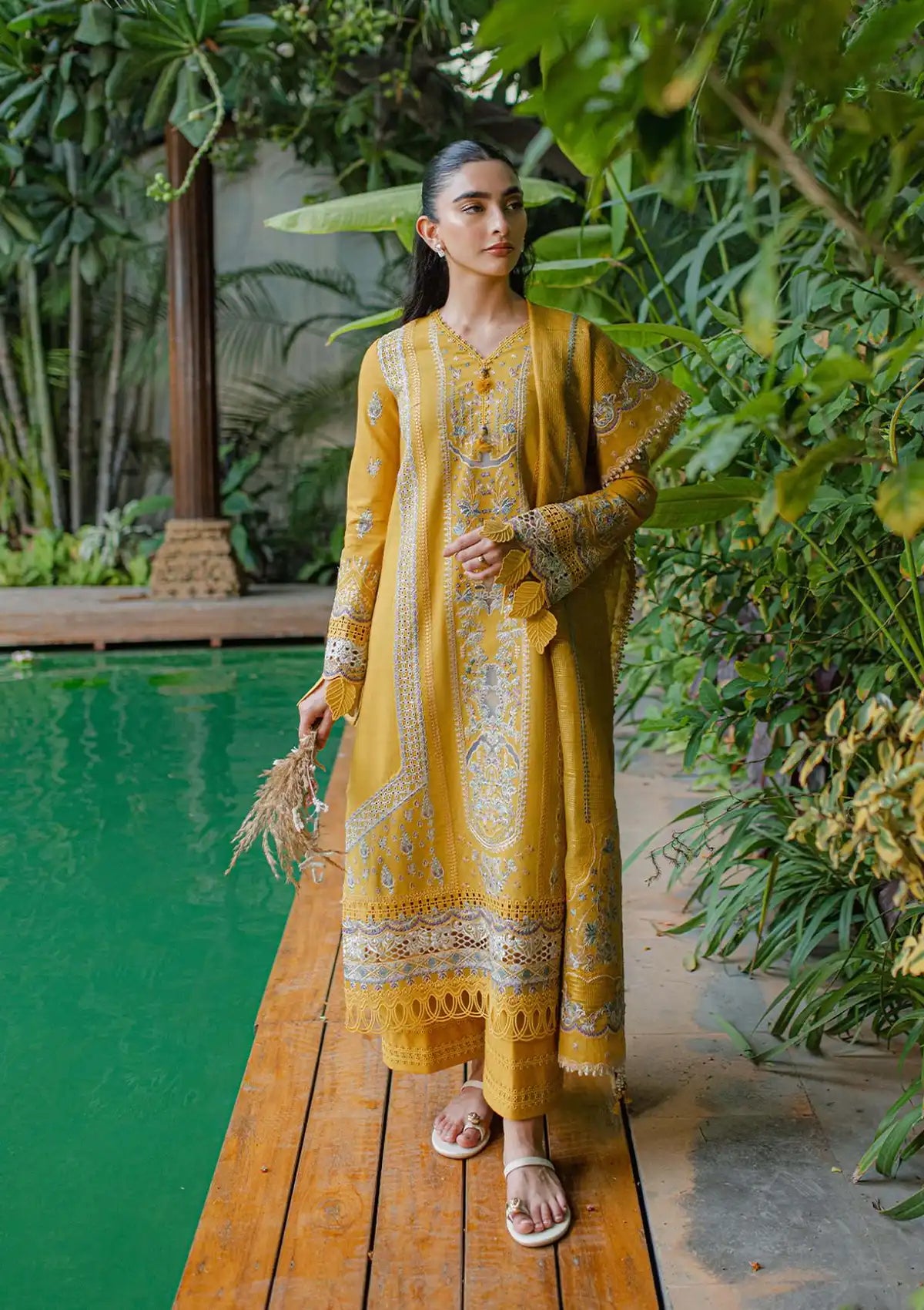 Qalamkar Qline Linen Collection'23 WL-09 (VALERIA) - Mohsin Saeed Fabrics