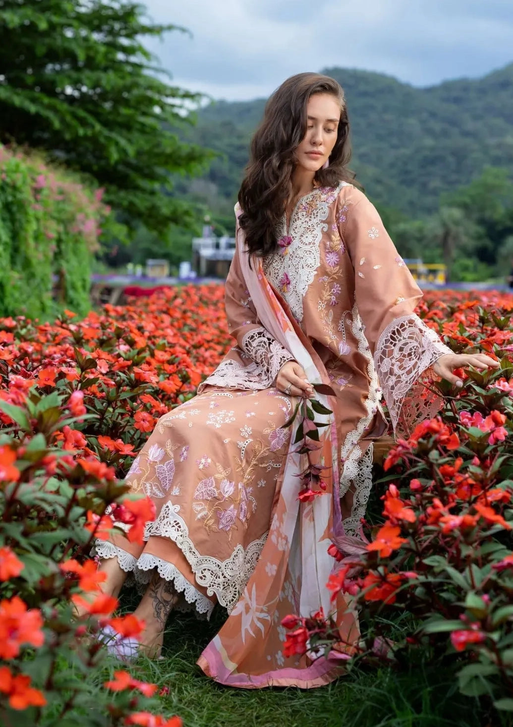 Mushq Secret Garden Hemline'26 D-11A Rosette Reverie