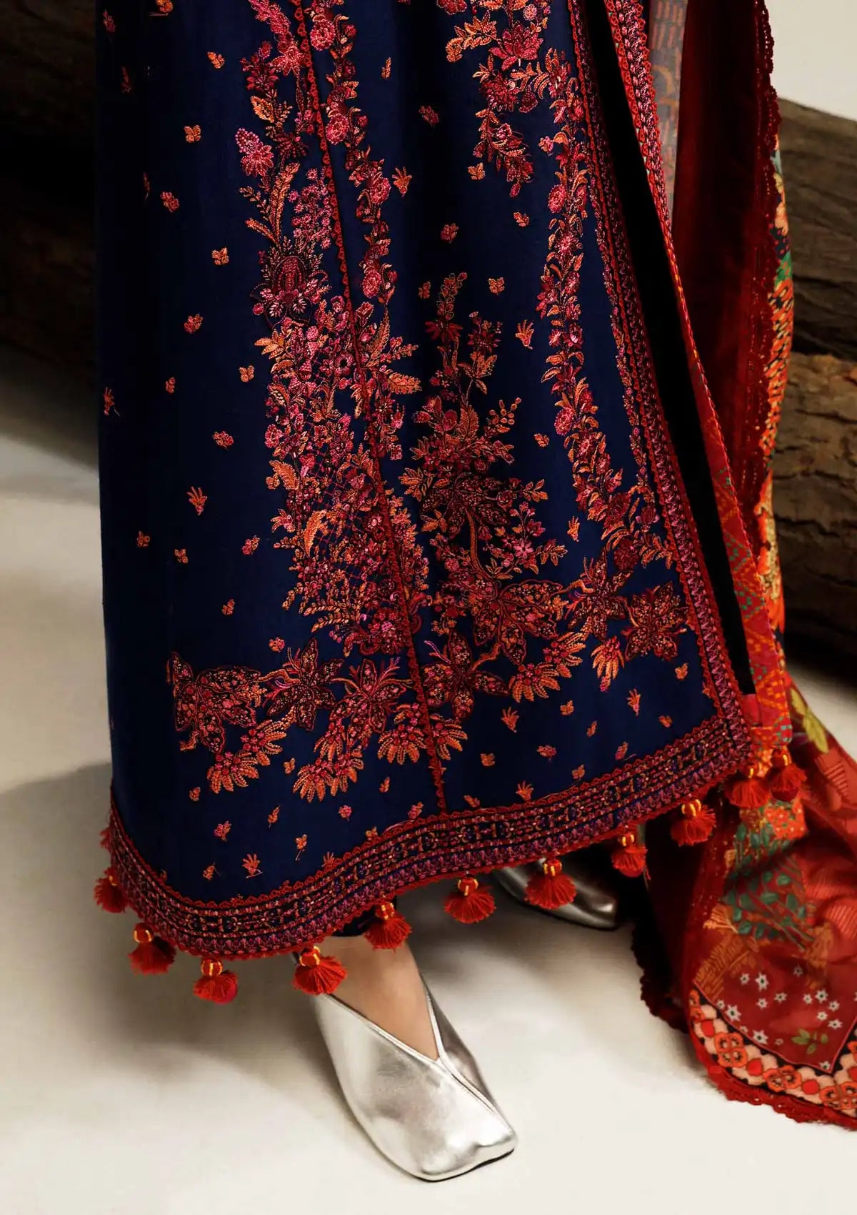 Hussain Rehar Winter Shawl Khaddar'23 Cerulean - Mohsin Saeed Fabrics