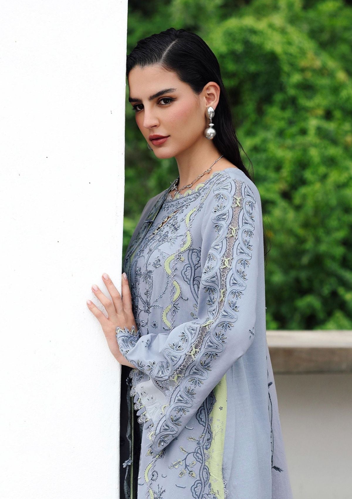 mohsin-saeed-fabrics-luxury-fashion-collection-daily-wear-wedding-and-formal-in-budget-This-product-is-from-qalamkar-qline-linen25-kl-13-saahil-is-available-on-Mohsin-saeed-fabrics-website.