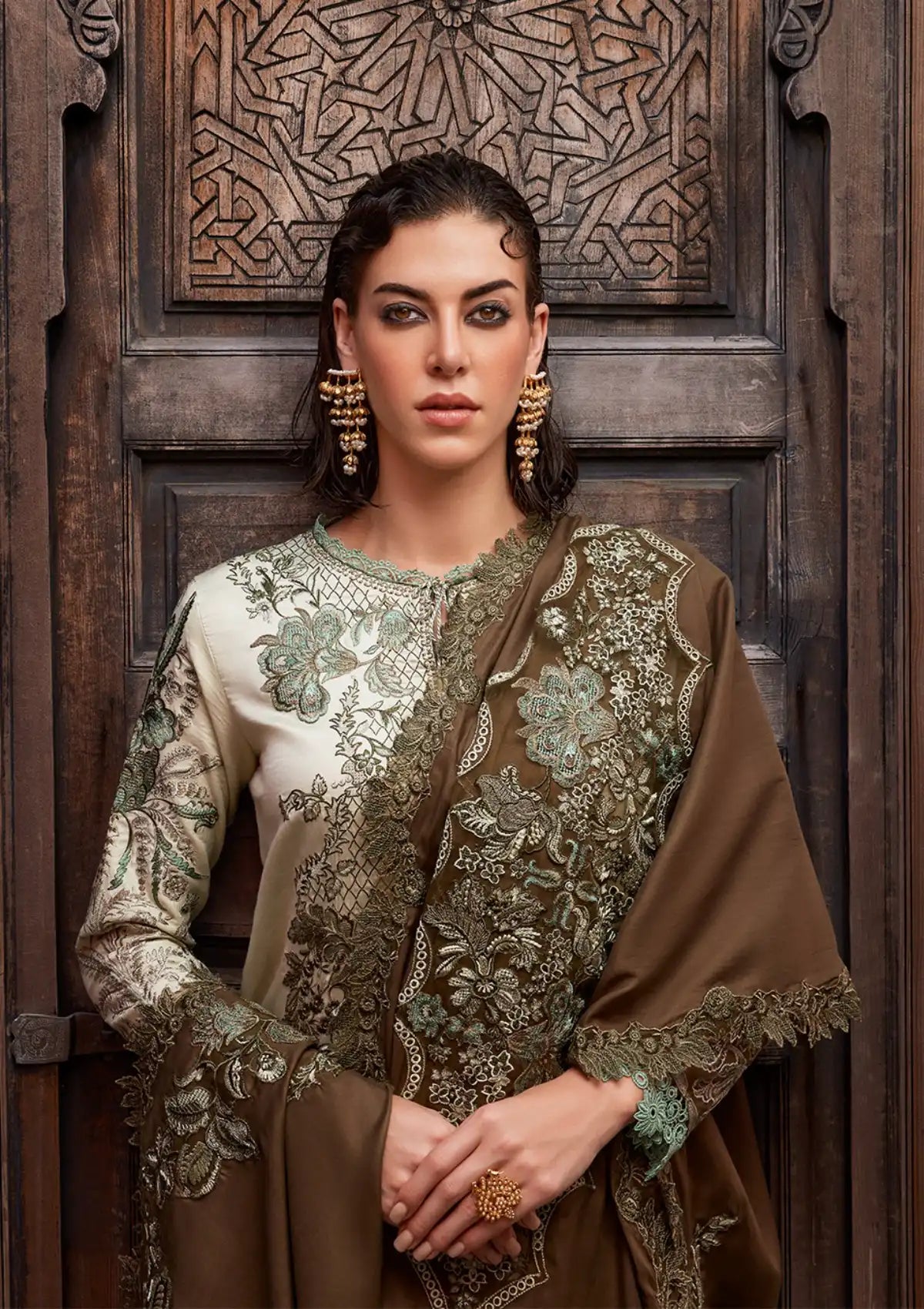 Mushq Winter Sateen Shawl'23 MNW-05 - Mohsin Saeed Fabrics