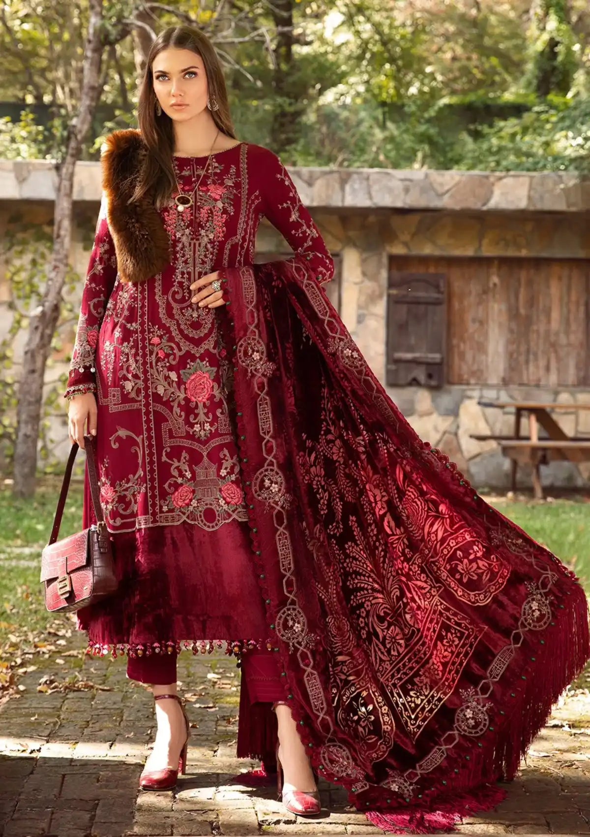 Maria.B Linen Winter'23 D-1112 - Mohsin Saeed Fabrics