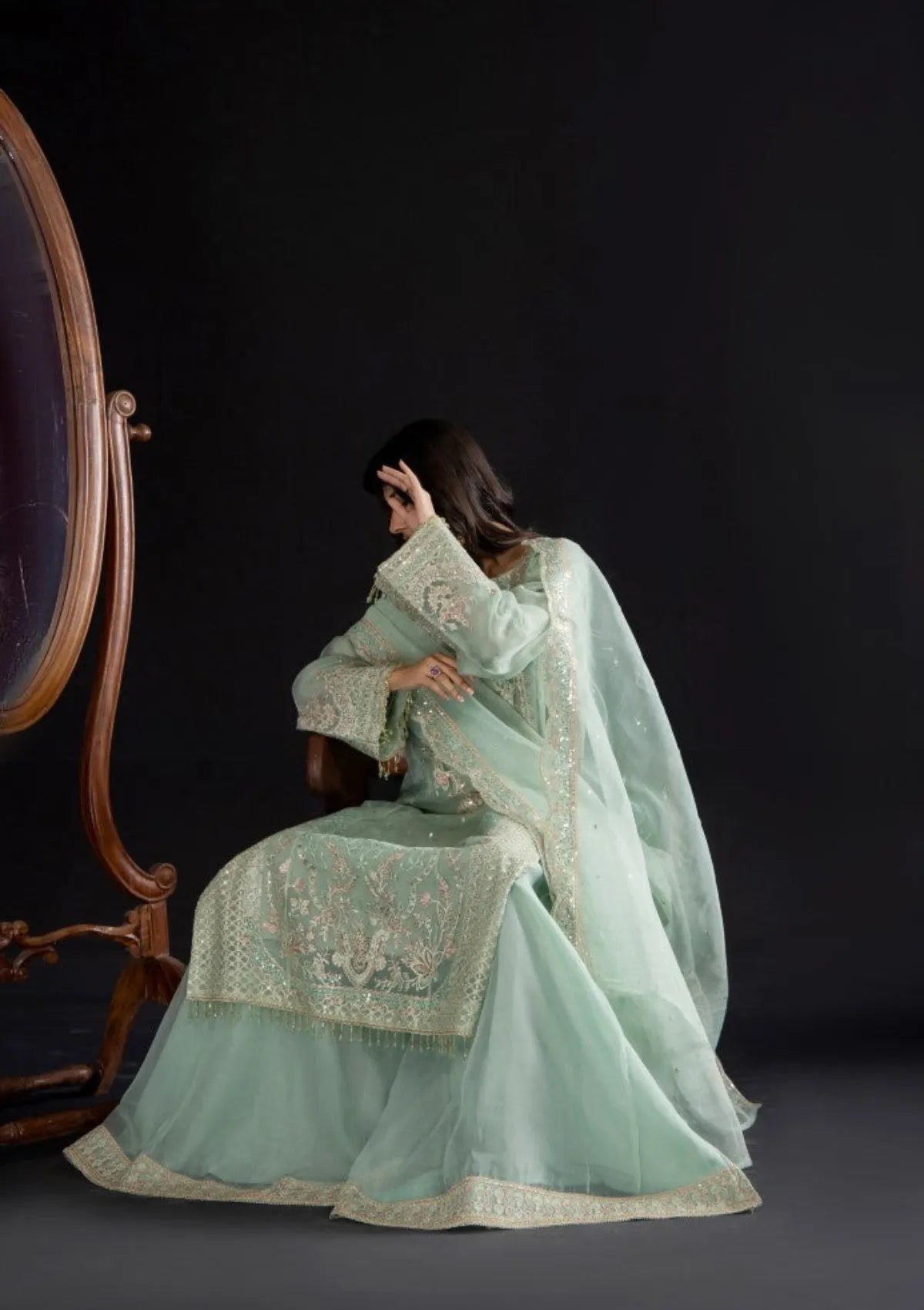 Zariya Ferozeh'25 ZR-100