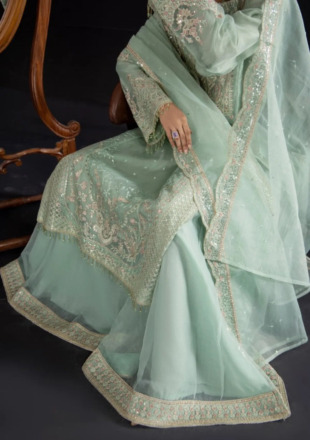 Zariya Ferozeh'25 ZR-100