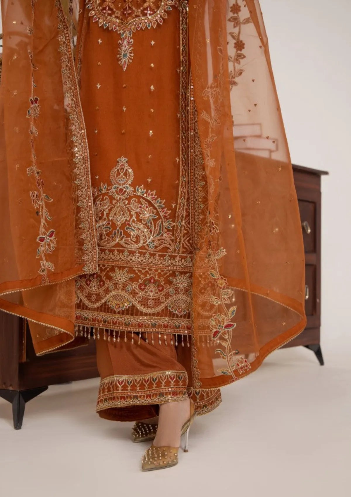 Zariya Ferozeh'25 ZR-106