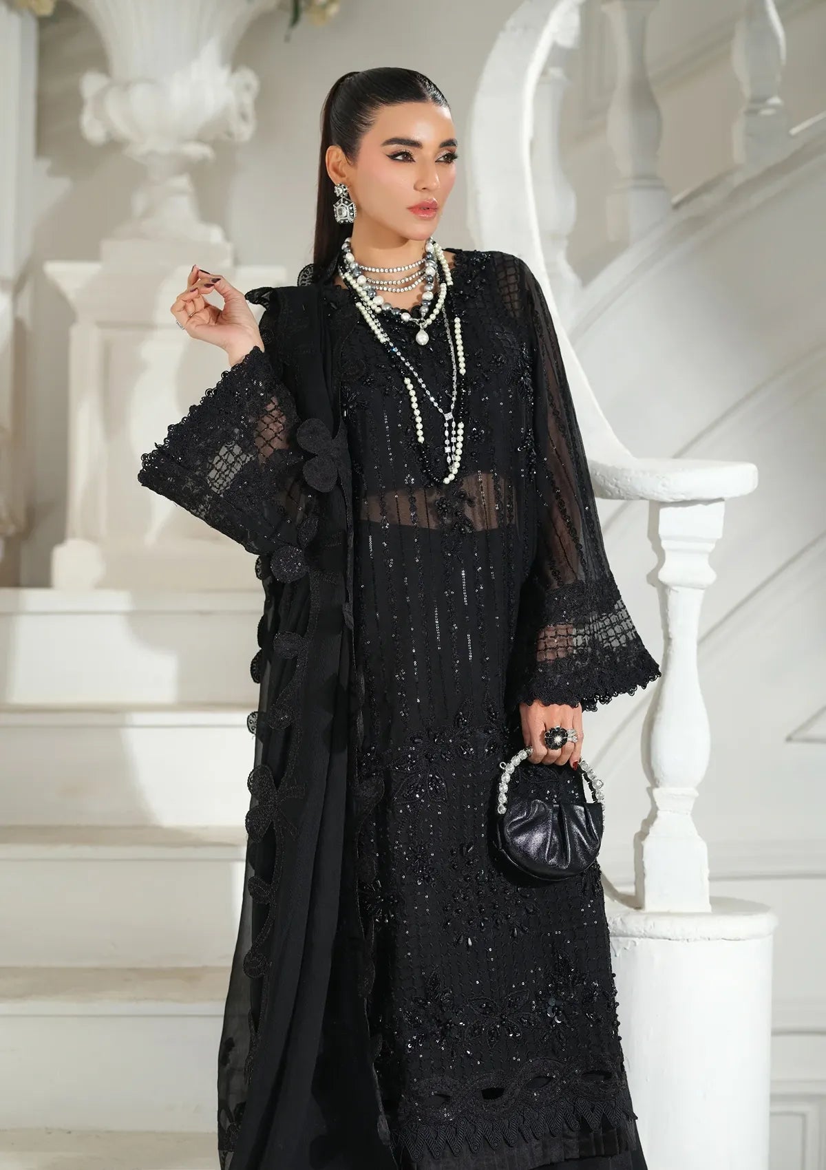 Maryam Hussain Meer Luxury Chiffon'26 D-01 Andaz