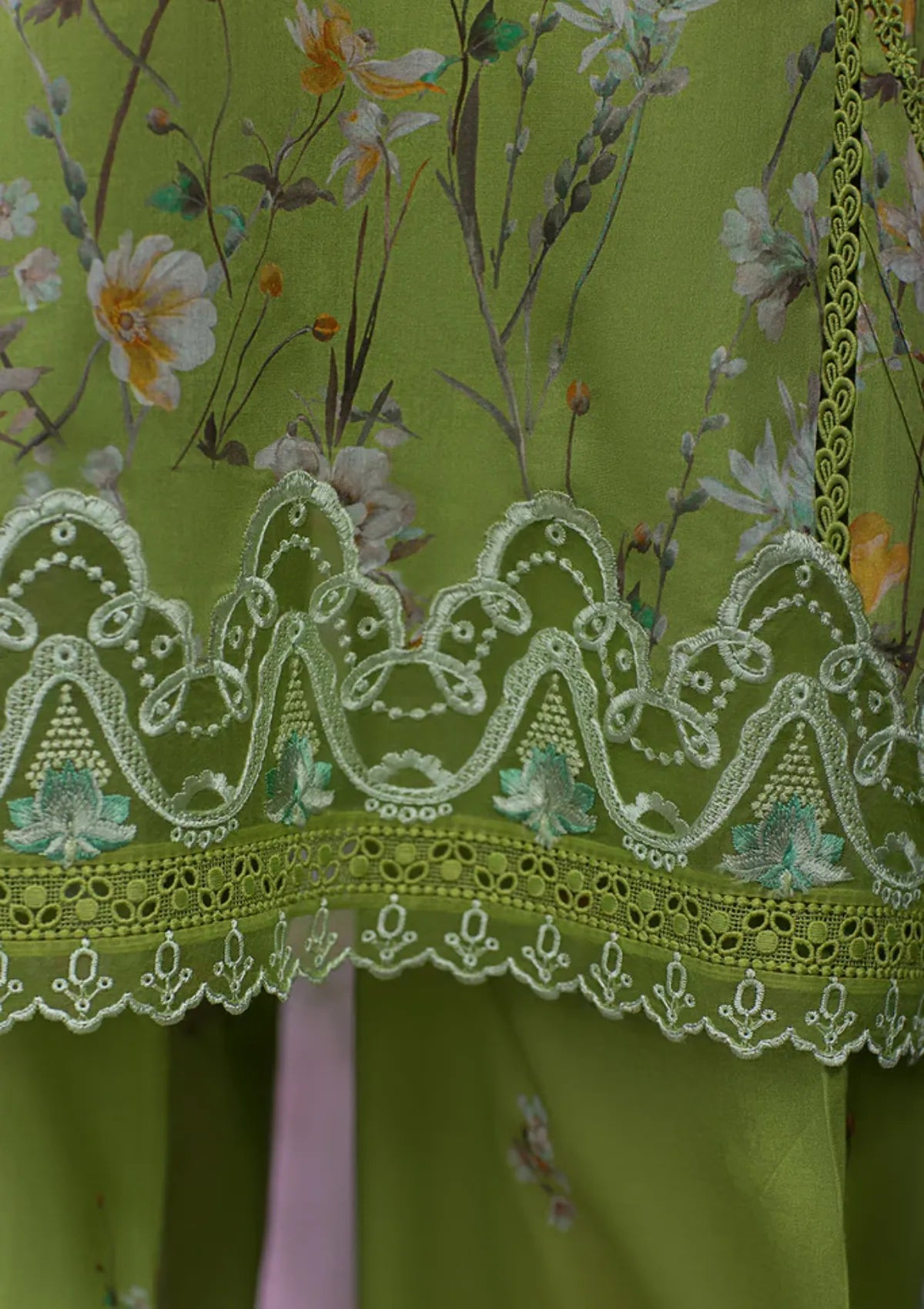 mohsin-saeed-fabrics-luxury-fashion-collection-daily-wear-wedding-and-formal-in-budget-This-product-is-from-sobia-nazir-sn-basics-printed-lawn25-d-03a-is-available-on-Mohsin-saeed-fabrics-website.