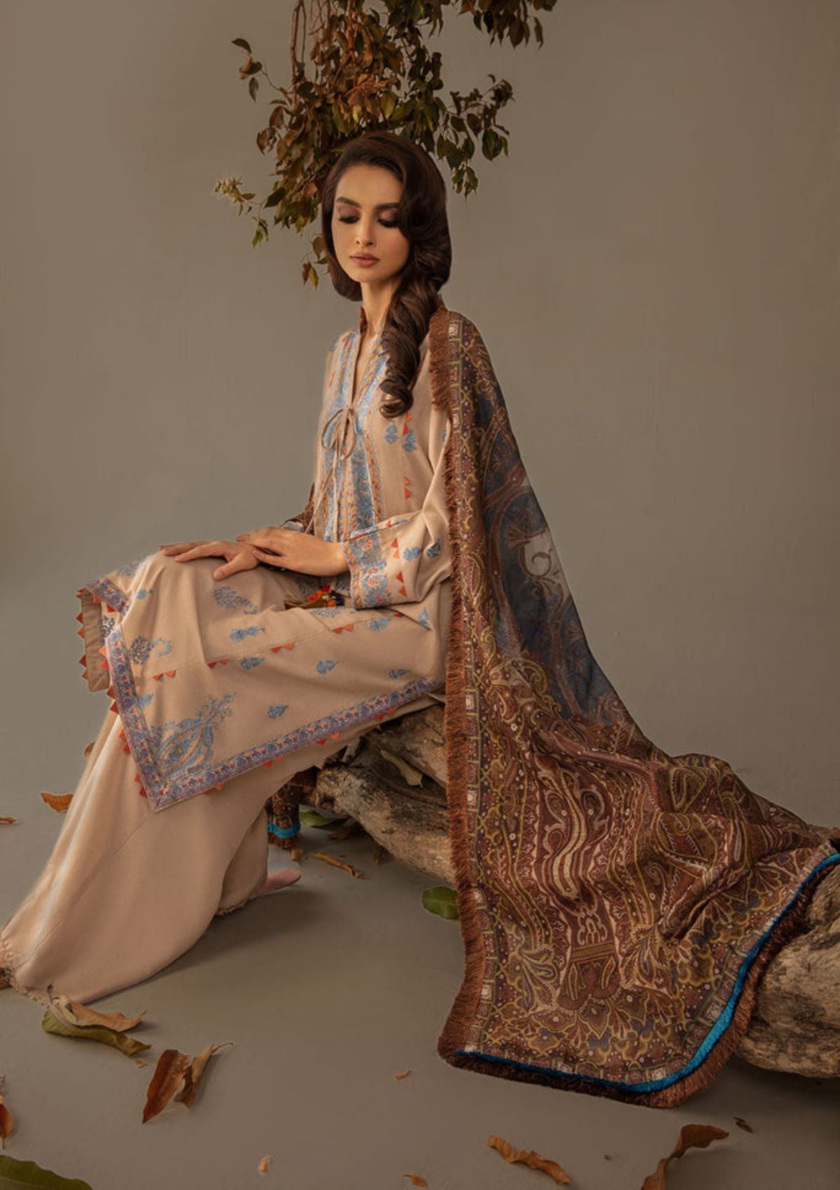 Sobia Nazir Autumn Winter'23 D-03B - Mohsin Saeed Fabrics