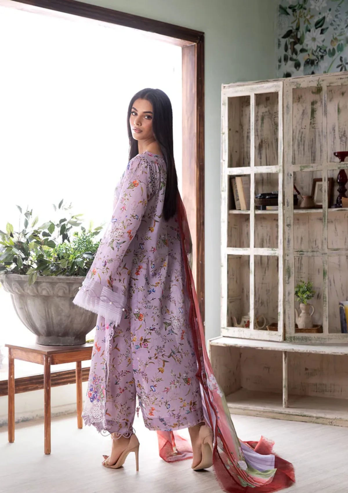 mohsin-saeed-fabrics-is-selling-online-and-in stores-Luxury-daily-wear-wedding-wear-formal-wear-in-budgeted-price-This-product-is-from-sobia-nazir-vital-vol-2-lawn25-d-3b-is-available-on-Mohsin-saeed-fabrics-website.